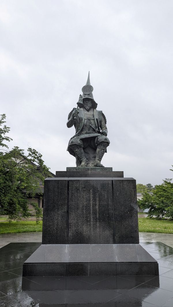 加藤清正銅像